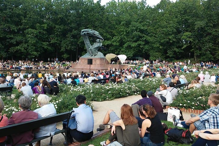 Chopin’s Warsaw: Walking Tour in the Footsteps of Frédéric Chopin