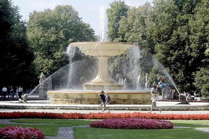 Chopin’s Warsaw: Walking Tour in the Footsteps of Frédéric Chopin photo 4