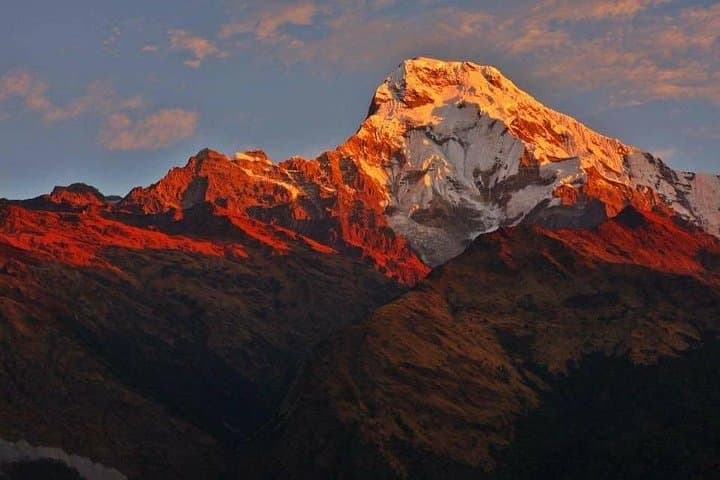 Luxurious Everest Base Camp Trek from Kathmandu — 14-Day Khumbu Lodge Trek photo 3