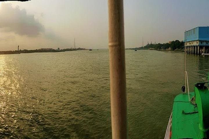 Hooghly River Evening Cruise: Kolkata Night Cruise Past Howrah Bridge photo 5