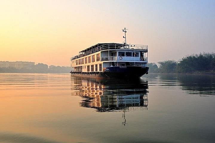 Hooghly River Evening Cruise: Kolkata Night Cruise Past Howrah Bridge photo 6