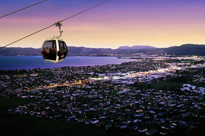 3-Day Hobbiton, Rotorua & Waitomo Glowworm Caves Tour from Auckland photo 5