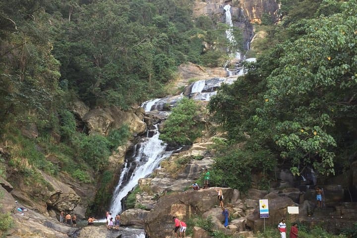 12-Day Explore Sri Lanka: Cultural Circuit, Hill Country & Wildlife Safaris photo 3