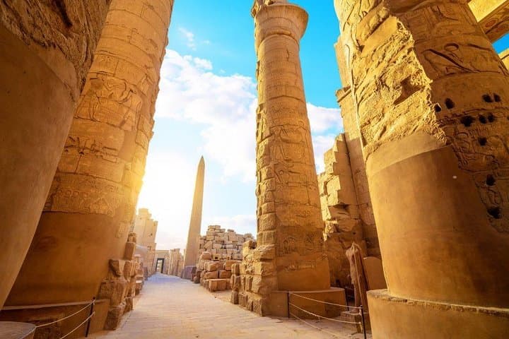 Overnight Luxor Guided Tour from Cairo — Flight, Hotel & Entrance Fees photo 2