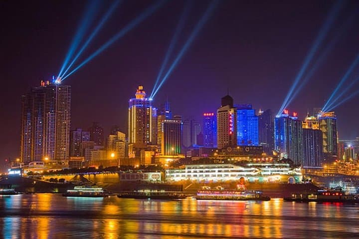 Chongqing Liangjiang Night Cruise & Authentic Hot Pot Dinner