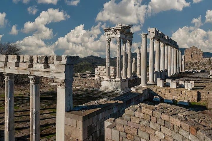 3-Day Western Turkey Tour: Ephesus, Pamukkale & Pergamum from Istanbul photo 2