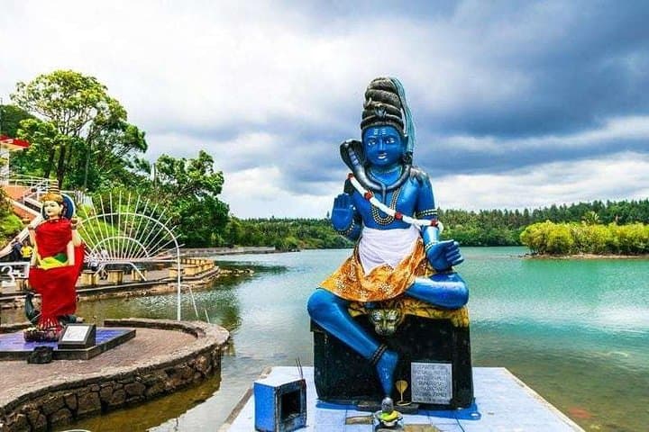 Authentic South Mauritius Tour: Chamarel, Trou aux Cerfs & Black River Highlights photo 6