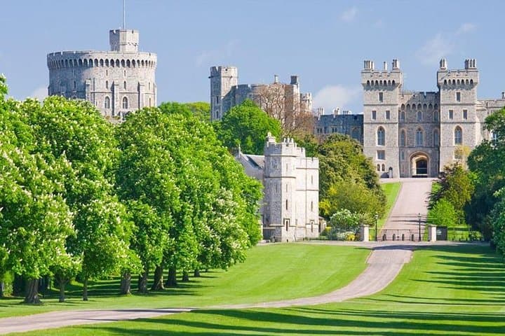 Private Day Tour to Windsor Castle and Oxford from London