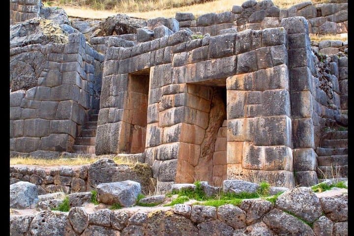 7-Day Private Cusco: Machu Picchu, Humantay & Rainbow Mountain Adventure photo 5