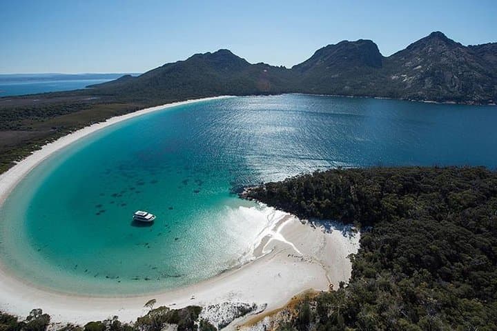 Highlights of Tasmania: 7-Day Small-Group Coastal & Wilderness Tour