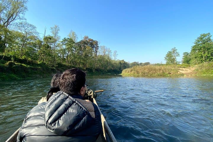 45-Minute Canoe on Rapti River in Chitwan National Park photo 6