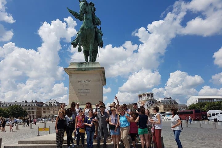 Versailles Poison Affair Treasure Hunt: Historical Cluedo Walk