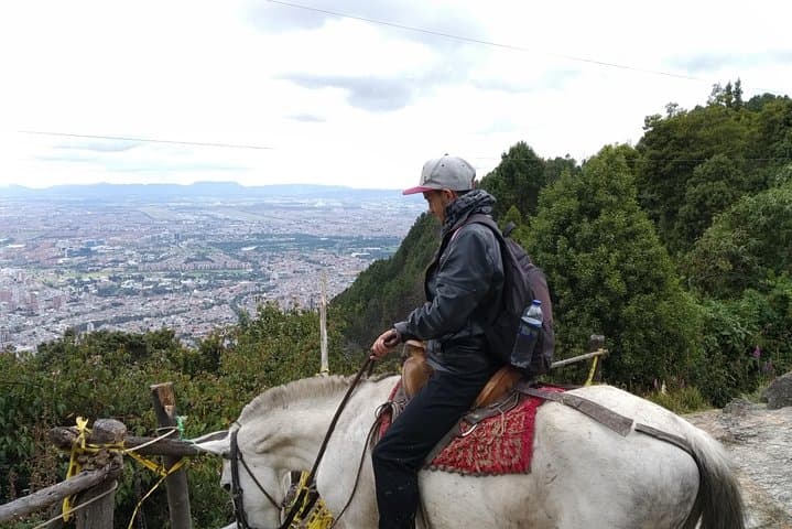 Horseback Riding from Guadalupe to Monserrate — Bogotá Private Day Tour photo 6