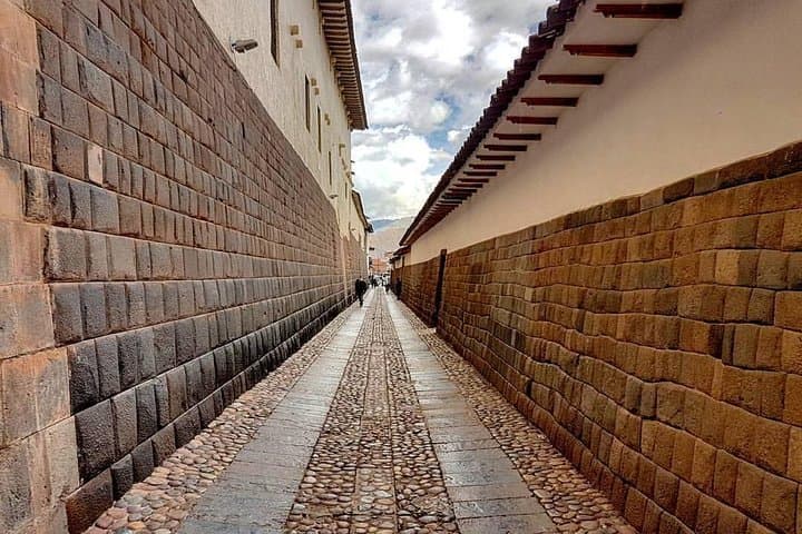 6-Day Cusco & Machu Picchu Adventure: Rainbow Mountain, Humantay Lake & Sacred Valley photo 6