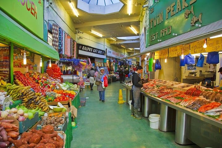 Brixton Market Food Tour: African & Caribbean Flavors in South London
