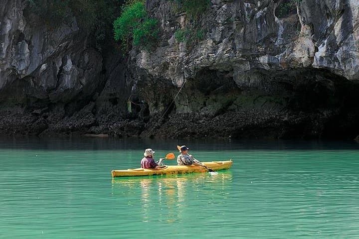 Ha Long Bay Day Cruise: Kayaking, Cave Visit & Titov Island Swim photo 4