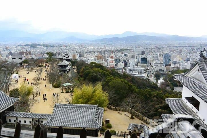 Private Full-Day Matsuyama Tour with Government-Licensed Guide — Dōgo Onsen, Matsuyama Castle & Local Gems photo 3