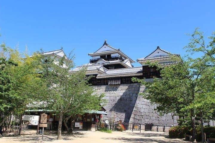 Private Full-Day Matsuyama Tour with Government-Licensed Guide — Dōgo Onsen, Matsuyama Castle & Local Gems photo 2