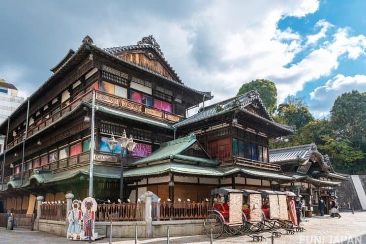 Private Full-Day Matsuyama Tour with Government-Licensed Guide — Dōgo Onsen, Matsuyama Castle & Local Gems