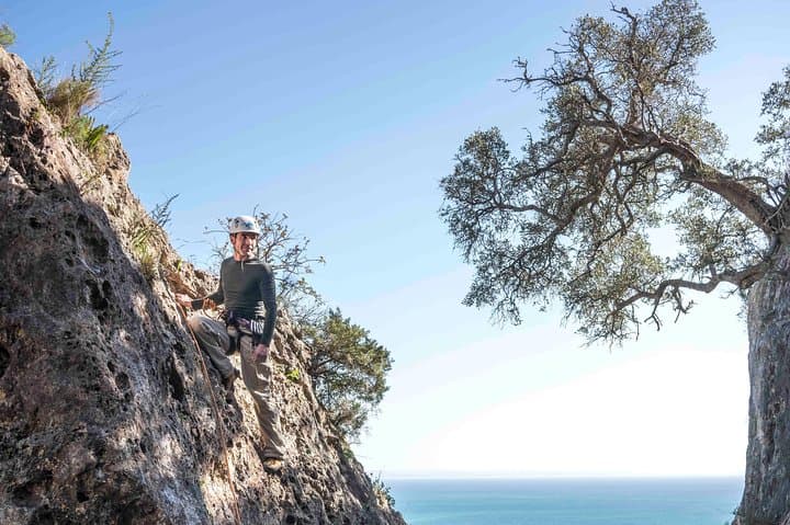 Arrábida Climbing Experience: Learn to Climb the Fenda da Arrábida Near Lisbon photo 5