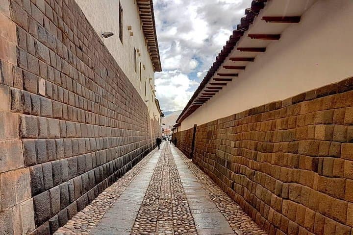 4-Day Machu Picchu, Rainbow Mountain & Cusco Highlights Tour — All Inclusive photo 6