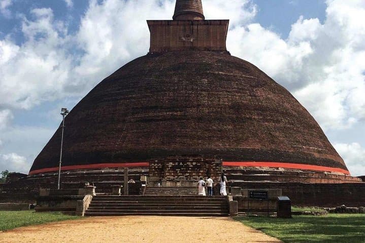 14-Day Private Sri Lanka Loop: Culture, Hill Country Tea, Yala Safari & Coastal Beaches photo 4
