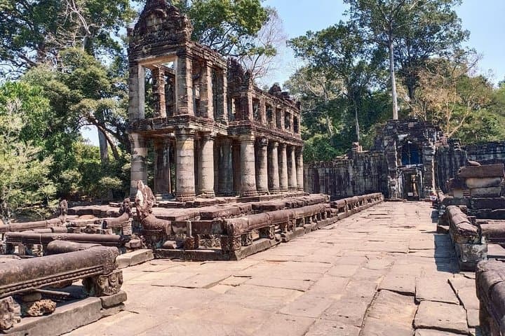 4-Day Private Siem Reap Temple Tour — Angkor, Tonle Sap & Koh Ker photo 4