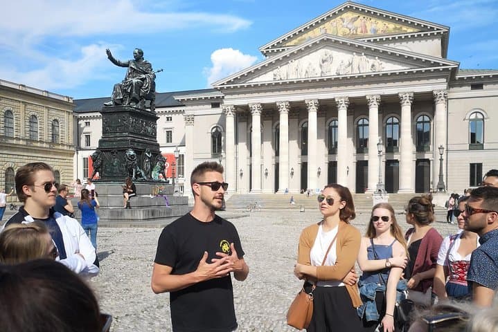 Munich Mini Bike Tour: English Garden & Beer Garden Stop (2.5 hrs) photo 4