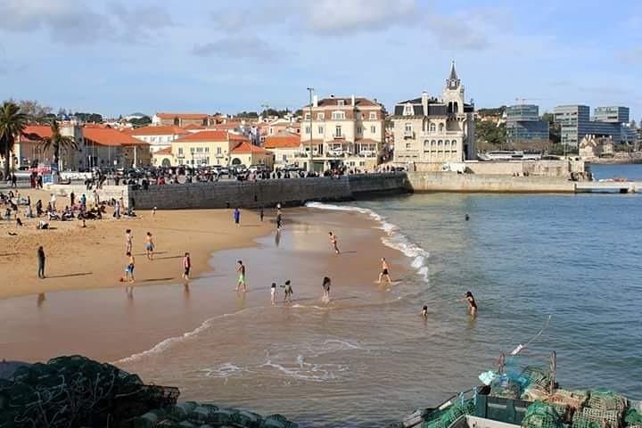 Exclusive Private Sintra Tour: Palaces, Moorish Castles & Coastal Villages photo 2