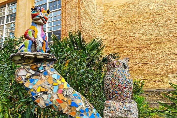 South Bank Discovery Walk: Riverside Riddles and Hidden London Secrets