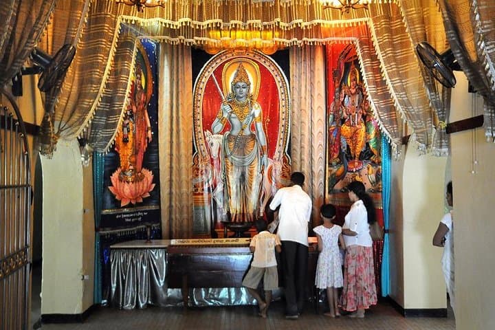 Colombo to Chilaw Ramayana Trail Day Trip: Kelaniya, Munneshvaram & Manavari Temples photo 4