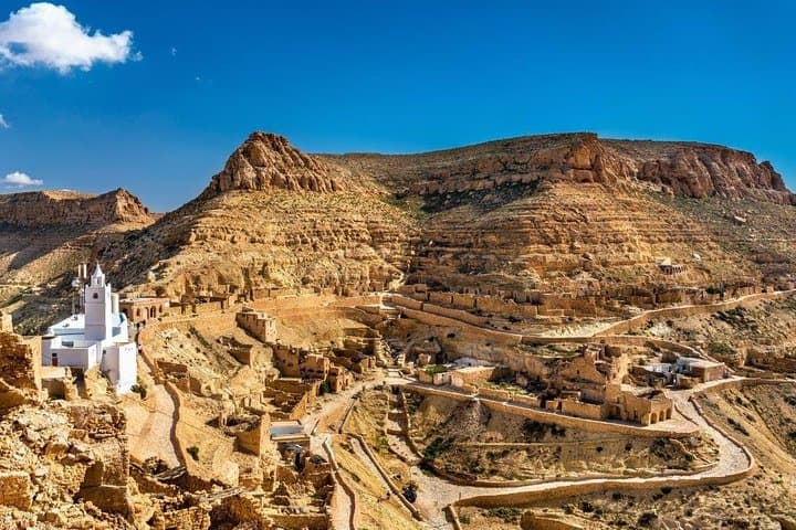 6-Day Berbers and Diars 4x4 Adventure from Tunis: Ksours, Troglodytes & Djerba photo 2