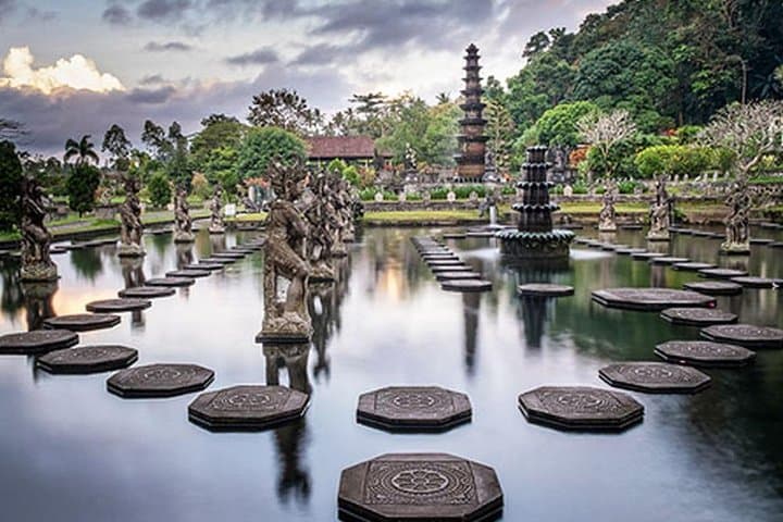 Best Bali Instagram Tour: Lempuyang Gate, Tirta Gangga, Kanto Lampo & Tegalalang photo 3