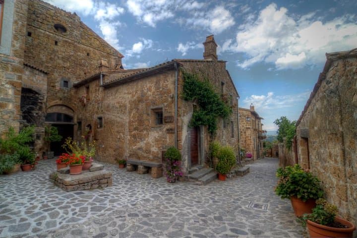 Private Day Trip from Rome to Orvieto & Civita di Bagnoregio: Cathedral, Pozzo, and Hilltop Village photo 4