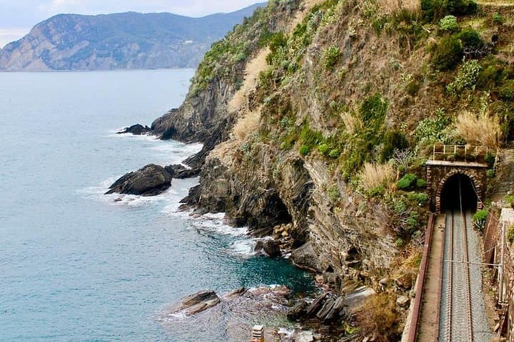 Cinque Terre Full-Immersion Day Trip from La Spezia Pier — Private Tour photo 3