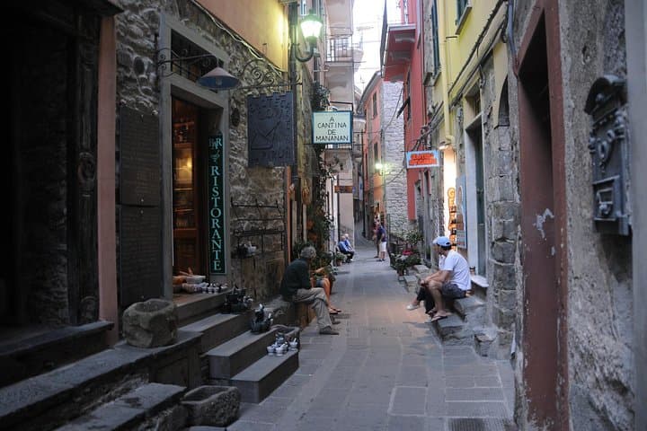 Private Full-Day Tour from Genoa Pier to Cinque Terre: Train, Cliffs & Coastal Villages photo 5
