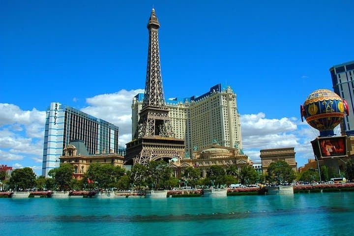 Las Vegas Luxury SUV Airport Transfer — Private LAS to City in Comfort photo 6