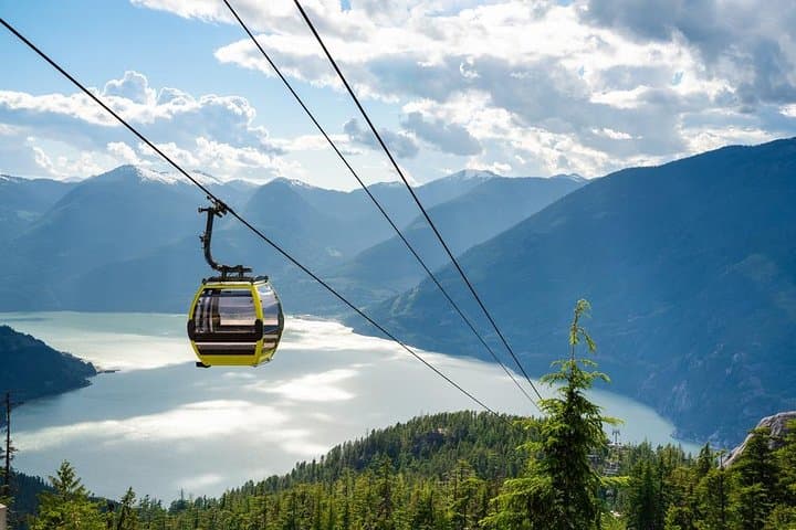 Exploring British Columbia’s Sea-to-Sky Corridor: A Full Day Mountain Tour from Vancouver to Squamish photo 2