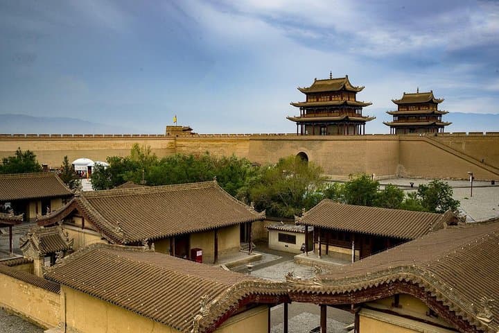 Jiayuguan Fortress & Xuanbi Great Wall Private Day Tour: A Complete Visitor Guide photo 5