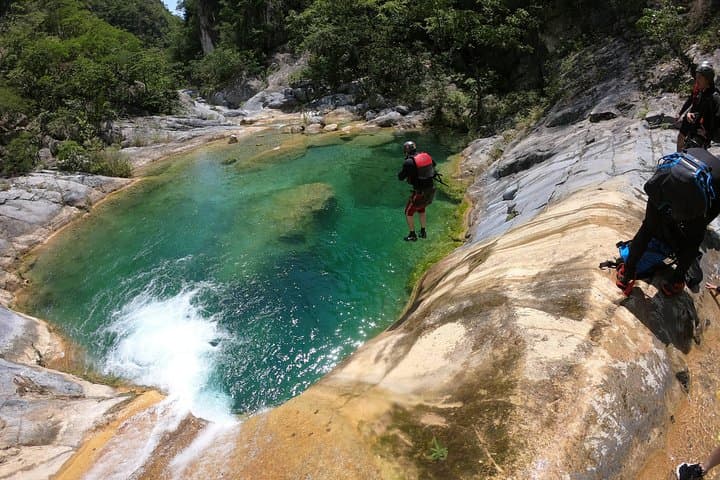 Matacanes Canyon Canyoning: Full-Day Rappels, Jumps & Cavern Swims in the Sierra Madre Oriental photo 3