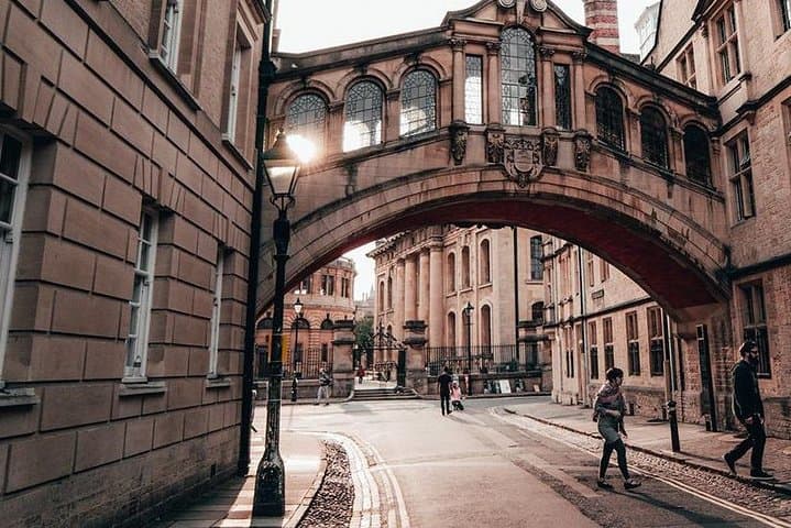 Oxford Bike Tour with Student Guide — Ride Through Colleges, Meadows & Hidden Corners photo 6