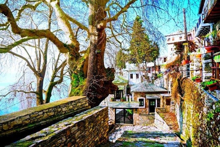 4-Day Private Tour from Athens: Delphi, Arachova & Pelion Highlights photo 5