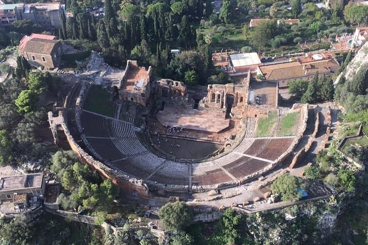 Private Helicopter Flight Over Mount Etna and Taormina photo 4
