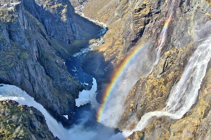Amazing Hardangerfjord Private Day Trip from Bergen: Waterfalls, Bridges & Vøringsfossen photo 2