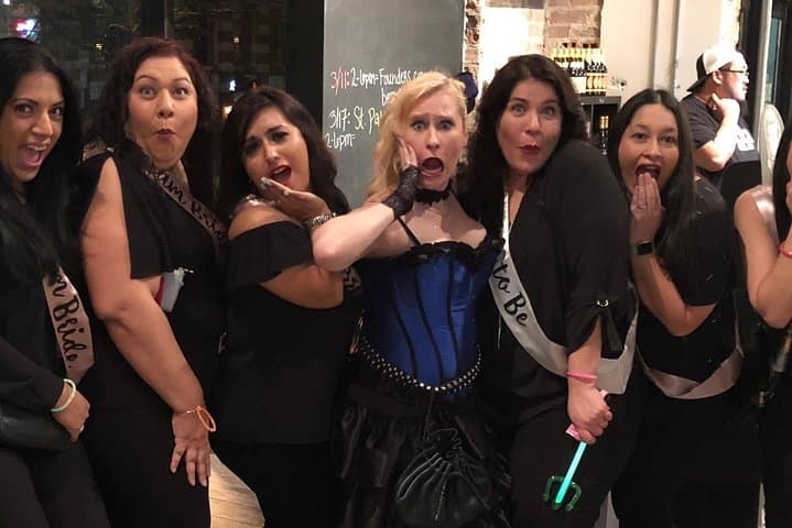 Haunted Houston Booze & Boos: Downtown Ghost and Pub Walking Tour photo 3