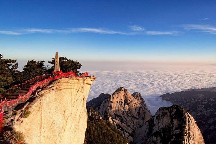 Conquer Mt Huashan: Private Full-Day Tour with Cable Car and Plank Trail photo 4