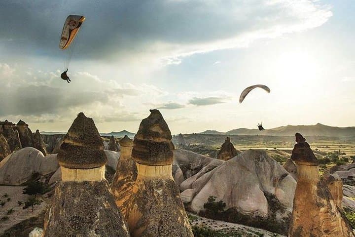 Paragliding Over Cappadocia: Sunrise Flights Above Fairy Chimneys photo 2