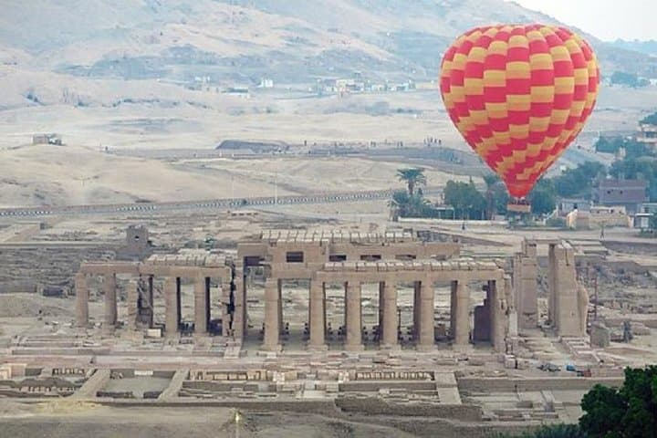 Private Sunrise Hot-Air Balloon Ride Over Luxor’s West Bank