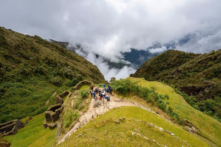 Classic Inca Trail 4-Day Trek to Machu Picchu — Dead Woman's Pass & Wiñay Wayna photo 4