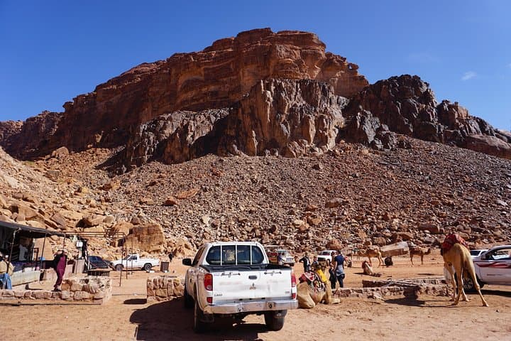 Wadi Rum Half-Day Jeep and Hiking Bedouin Tour: Sunset Dunes & Canyons photo 3